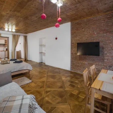 Apartament Luxury With Rynok Square View