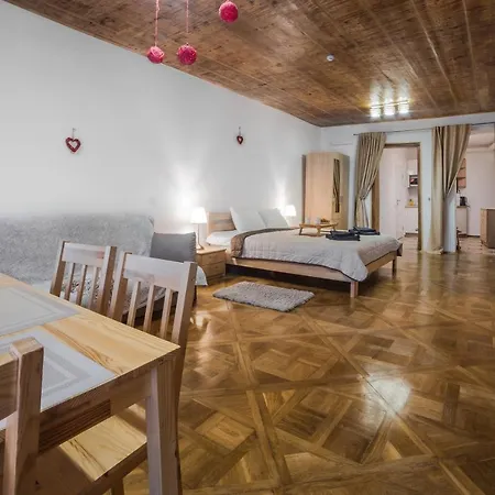 Luxury With Rynok Square View Apartamento