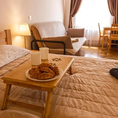 アパート Luxury With Rynok Square View