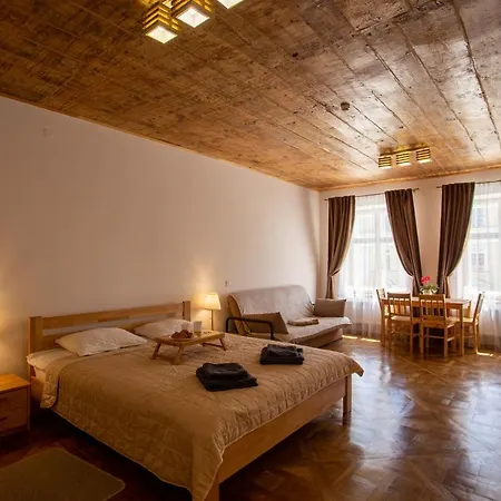 Apartment Luxury With Rynok Square View *