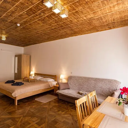 アパート Luxury With Rynok Square View *