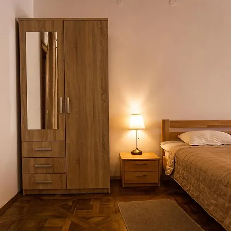 Luxury With Rynok Square View Apartamento Leópolis