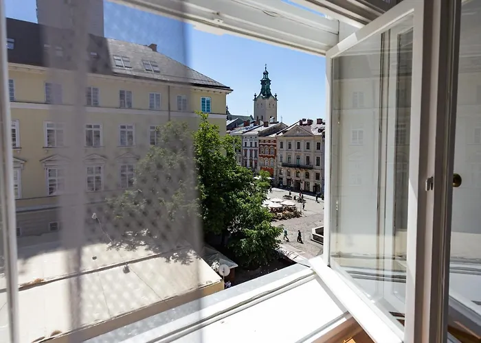 Luxury With Rynok Square View Leópolis