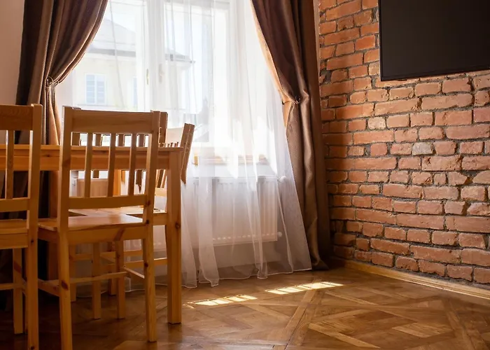 Luxury With Rynok Square View *