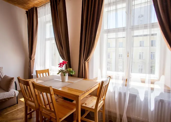 Luxury With Rynok Square View * Leópolis